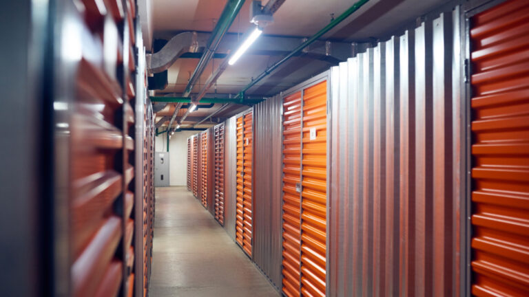 Conseils pratiques pour louer un box à Lyon sans stress