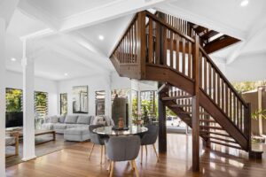 Comment rénover un escalier en bois : tutoriel étape par étape