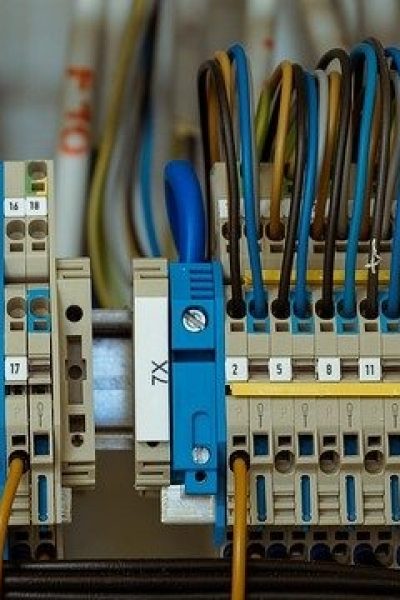 Comprendre,_réparer_et_dépanner_les_circuits_et_interrupteurs_à_3_voies