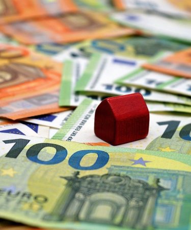 Voici_comment_trouver_un_propriétaire_la_place_de_l_immobilier